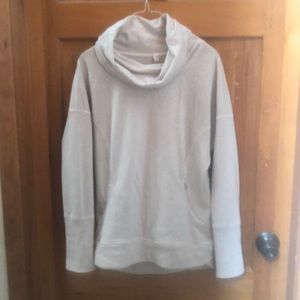 Lululemon rest day pullover sweater. Cute oatmeal cream colour.